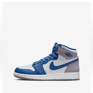 🆕 Jordan 1 Mid True Blue